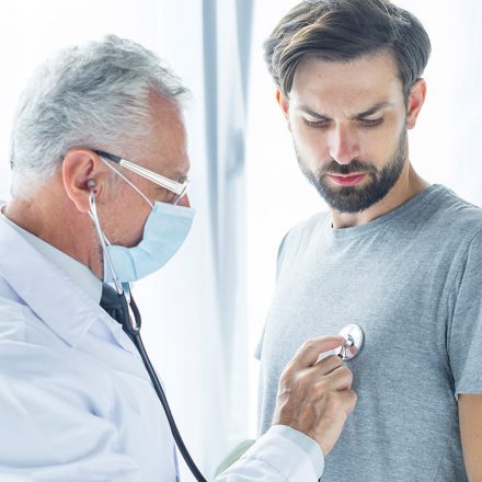 دکتر کلینیک مرکز درمانی رضا مرکز رادیوتراپی و انکولوژی رضا